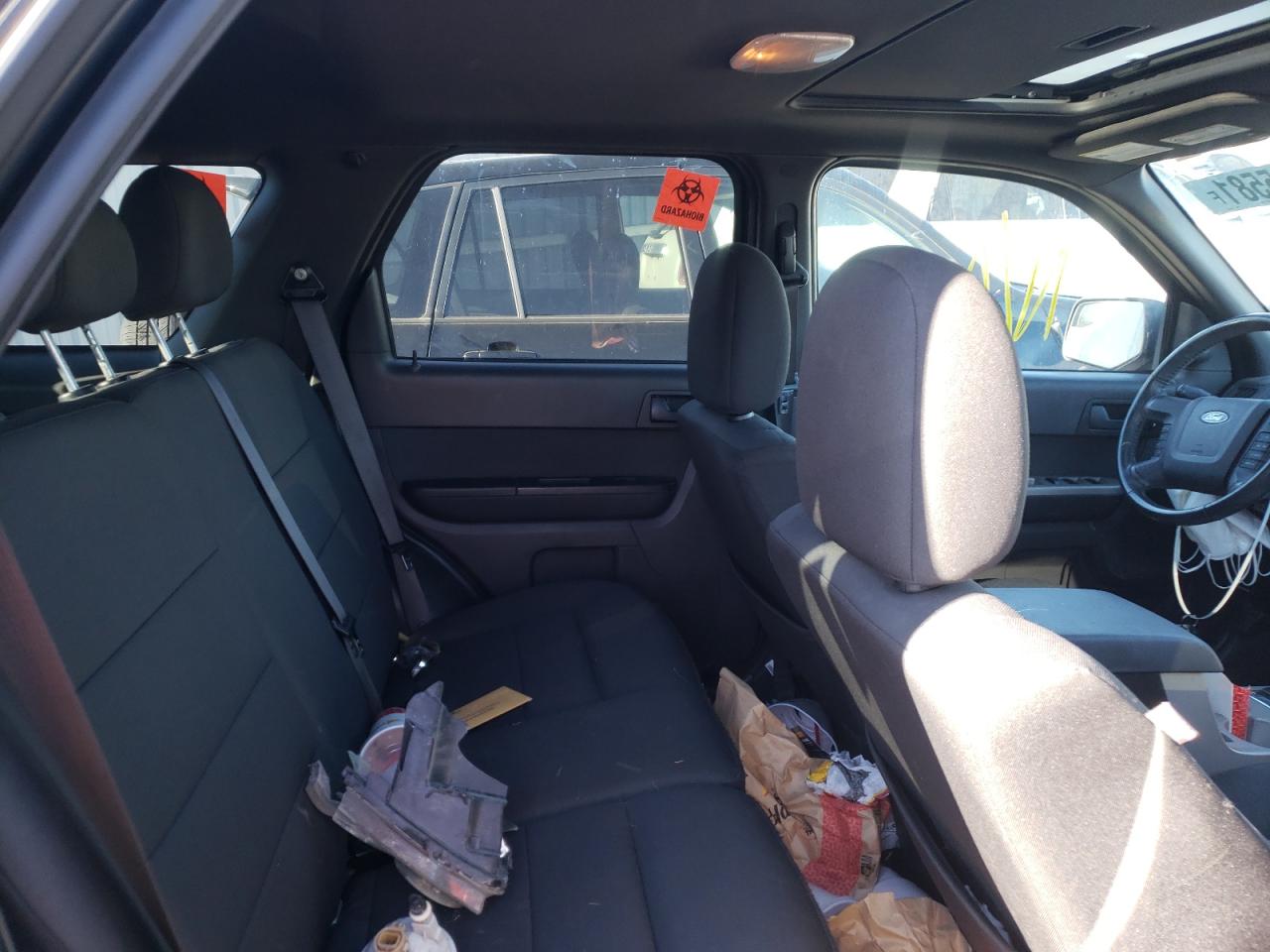 Photo 6 from auction – 2011 FORD ESCAPE XLT with VIN 1FMCU0DG5BKC63032