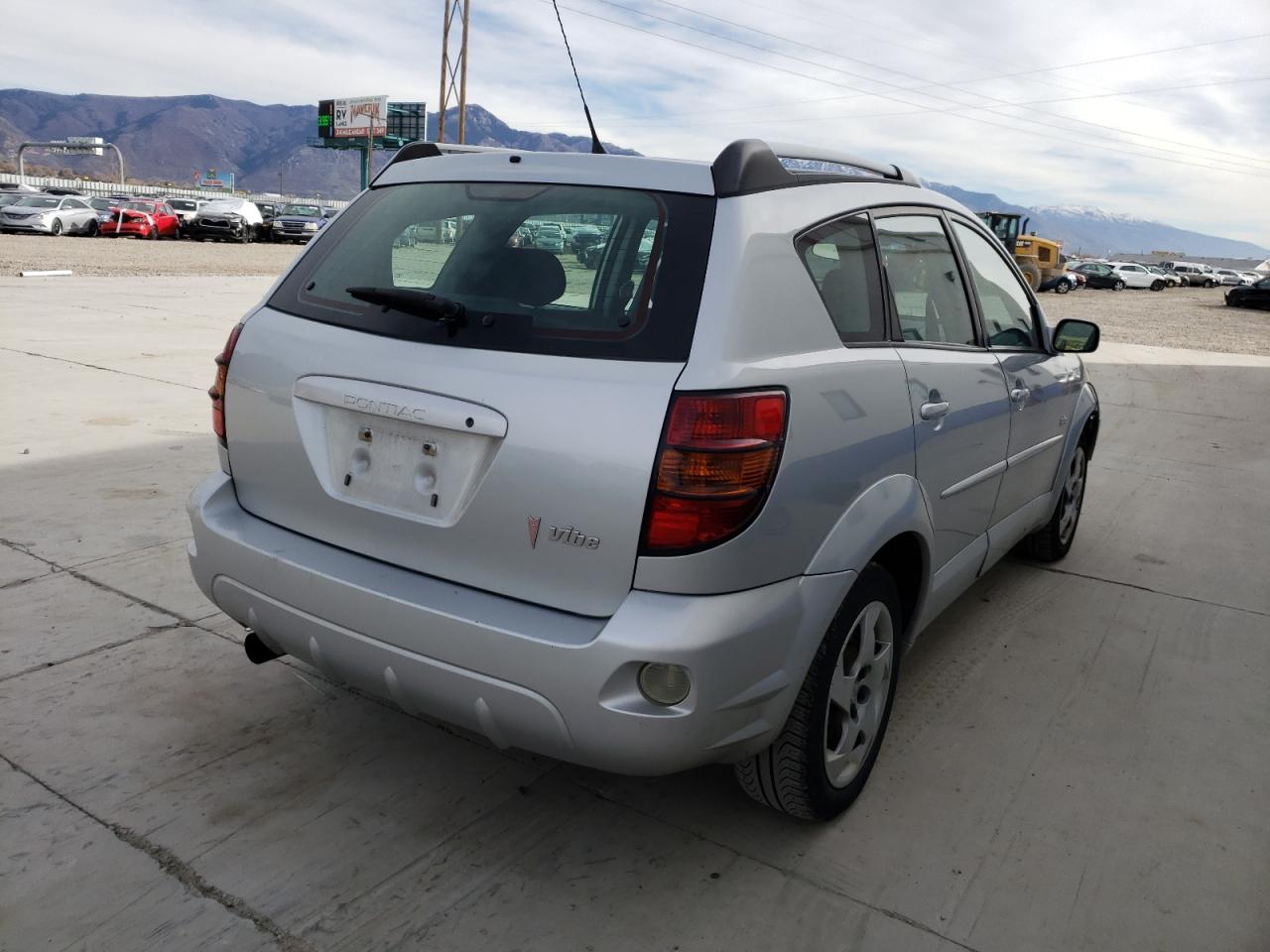 Photo 4 from auction – 2005 PONTIAC VIBE with VIN 5Y2SL63835Z464679