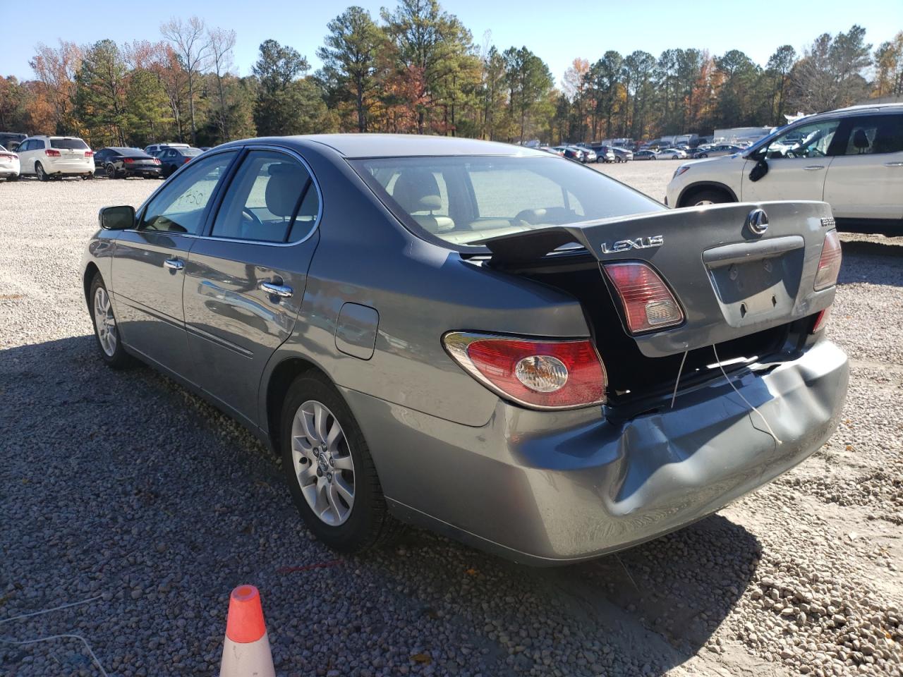 Photo 3 from auction – 2004 LEXUS ES 330 with VIN JTHBA30G745007135