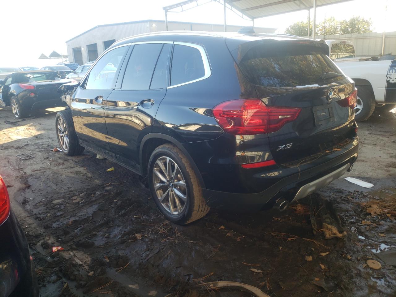Photo 3 from auction – 2019 BMW X3 SDRIVE3 with VIN 5UXTR7C5XKLE96088