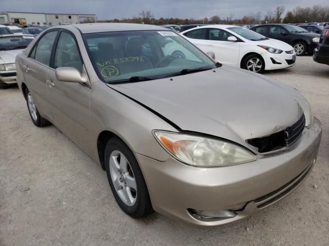 TOYOTA CAMRY LE 2004 with VIN 4T1BE32K44U858396 - Photo from auction