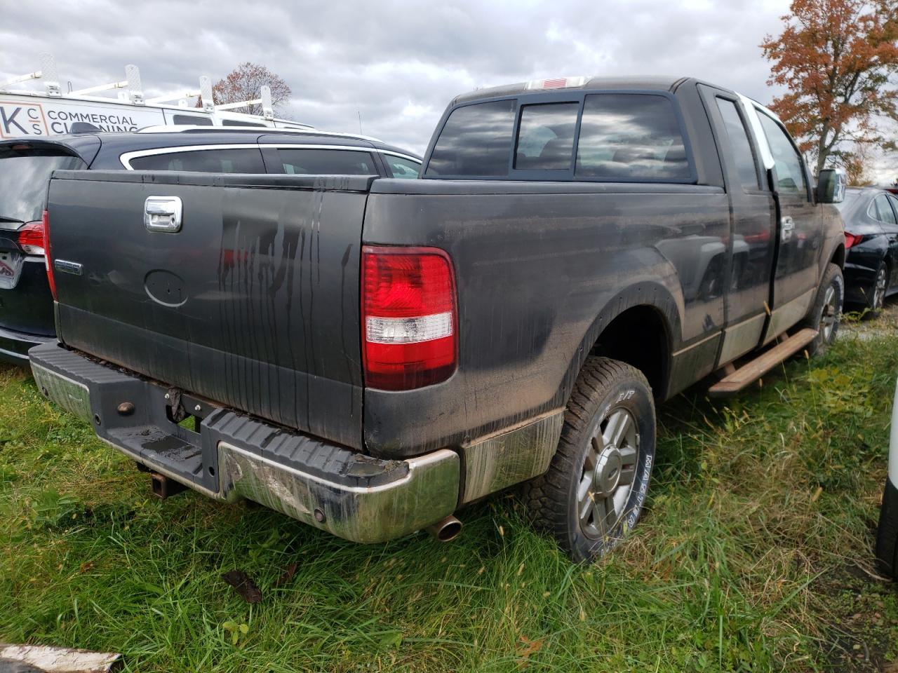 Photo 4 from auction – 2007 FORD F150 with VIN 1FTPX14527FA02247