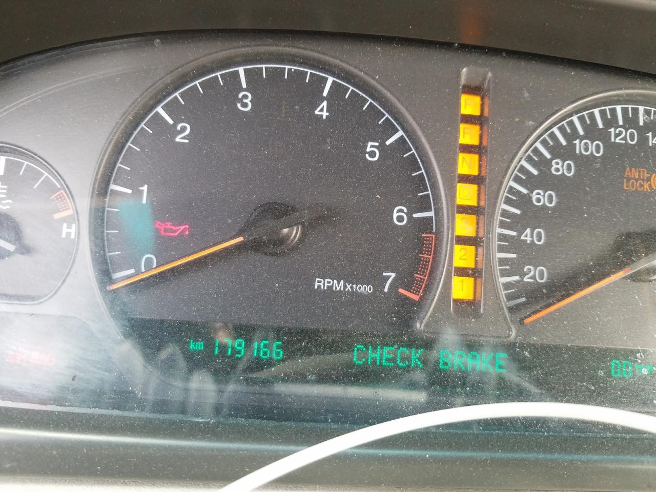 Photo 8 from auction – 1996 CADILLAC DEVILLE with VIN 1G6KF529XVU212231