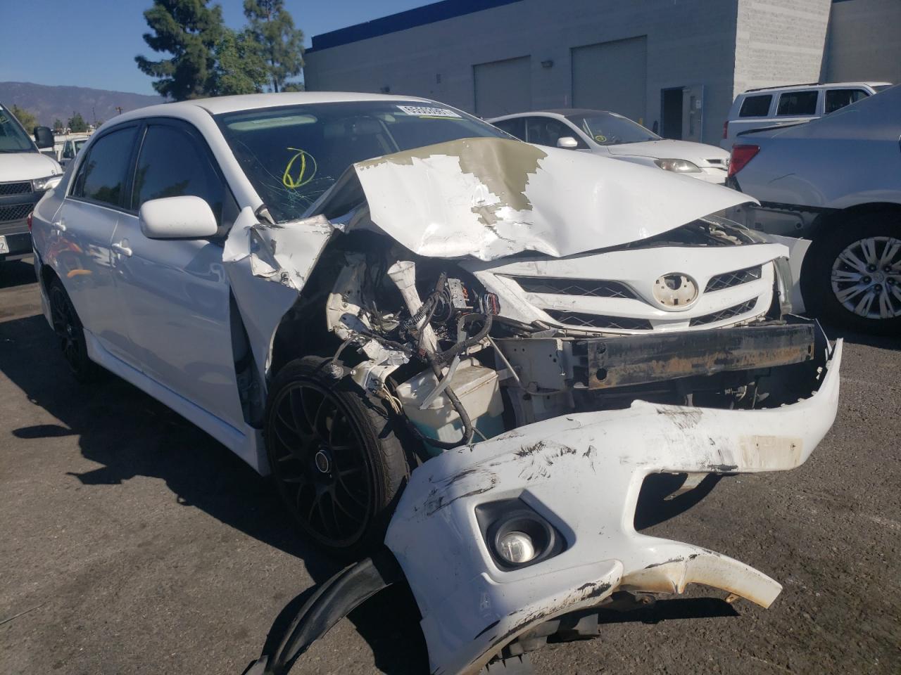 TOYOTA COROLLA BA 2012 z numerem VIN 5YFBU4EE0CP053218 - Zdjęcie z aukcji