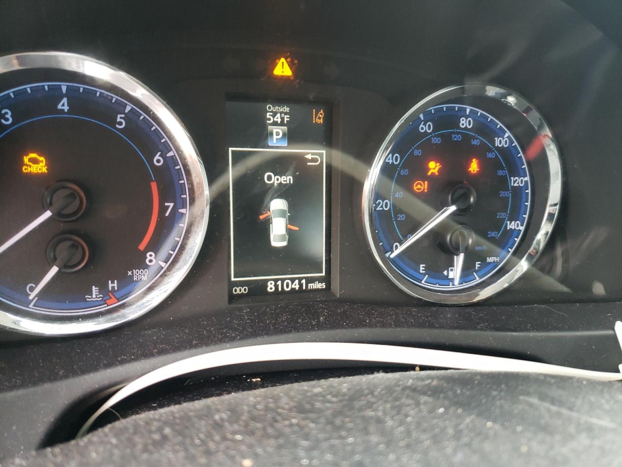 Photo 8 from auction – 2017 TOYOTA COROLLA L with VIN 5YFBURHE9HP688616