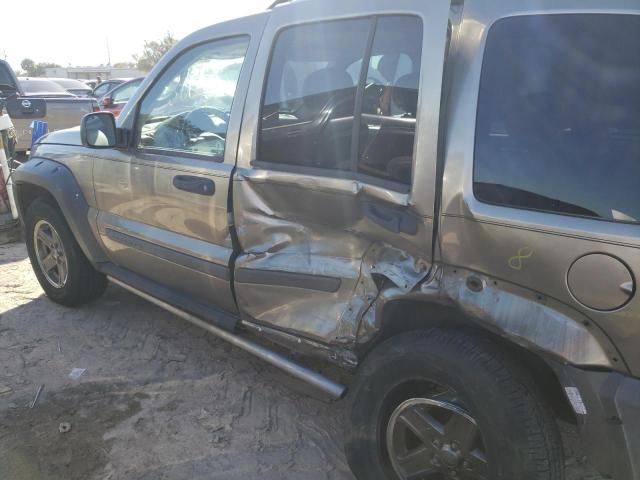 Photo 9 from auction – 2005 JEEP LIBERTY RE with VIN 1J4GK38K75W548253