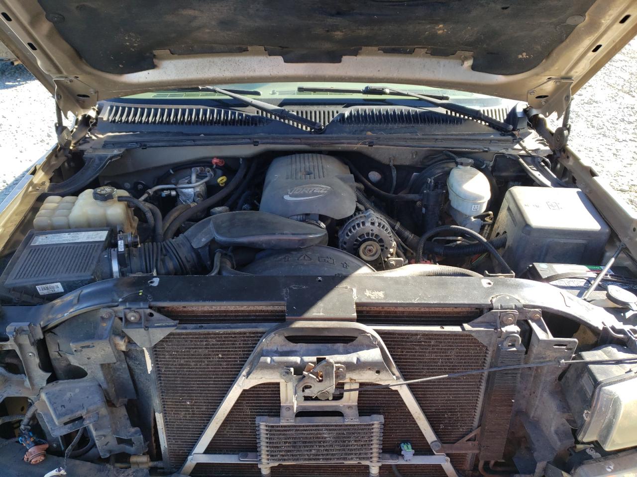 Photo 7 from auction – 2004 CHEVROLET SILVERADO with VIN 2GCEC19T841128187
