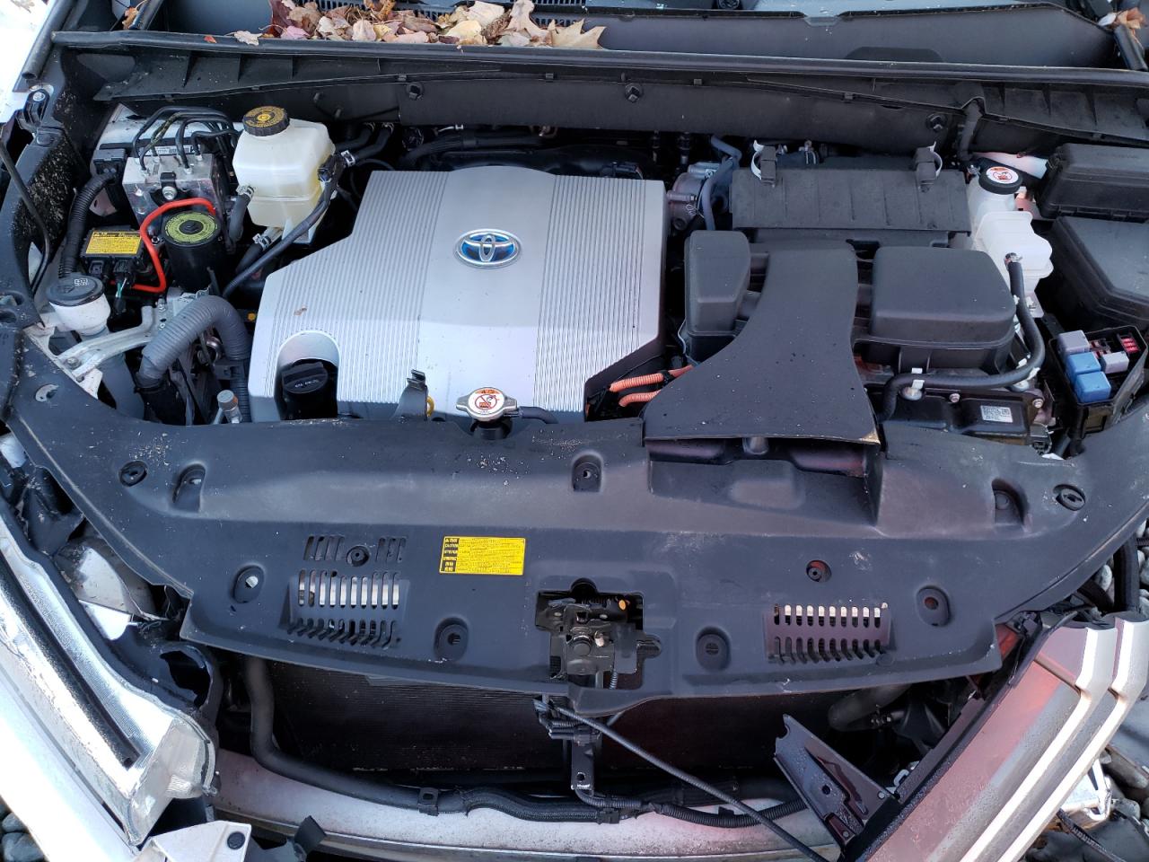 Photo 7 from auction – 2018 TOYOTA HIGHLANDER with VIN 5TDJGRFH3JS037060