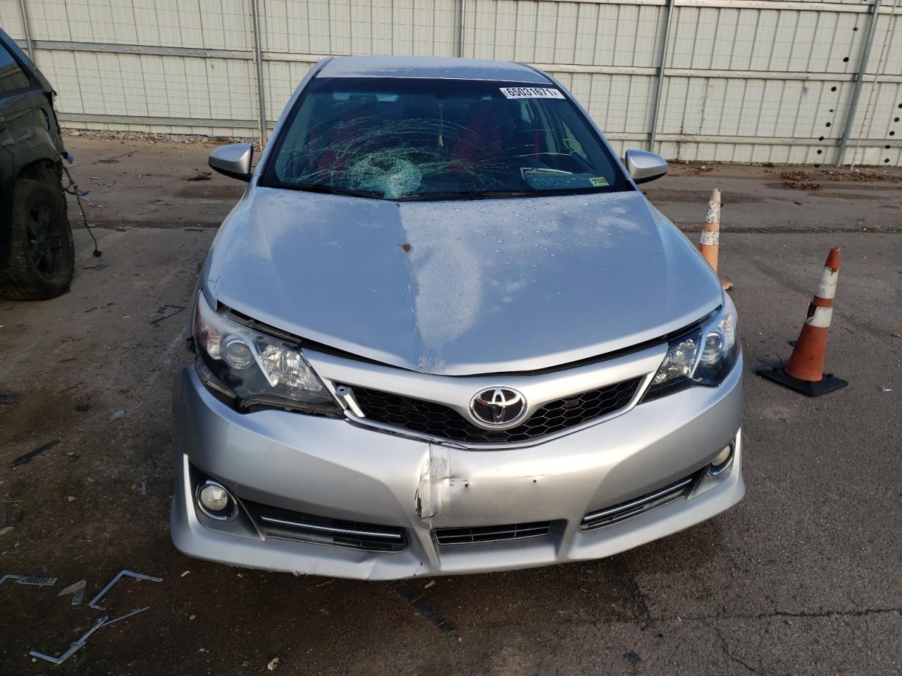 Photo 9 from auction – 2014 TOYOTA CAMRY L with VIN 4T1BF1FK1EU314144