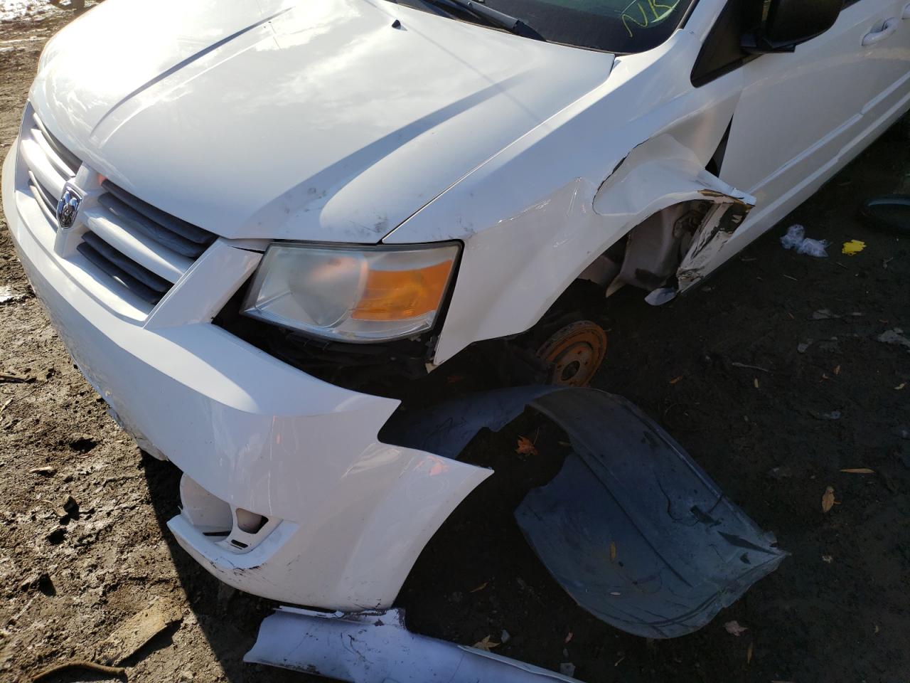 Photo 9 from auction – 2010 DODGE GRAND CARA with VIN 2D4RN4DE1AR244305