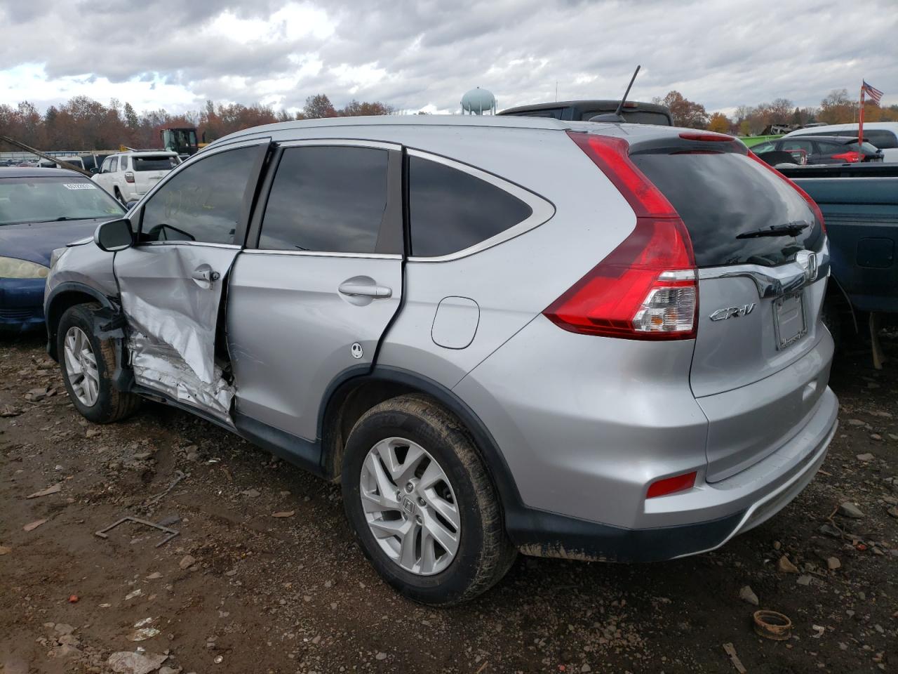 Photo 3 from auction – 2016 HONDA CR-V EXL with VIN 2HKRM4H75GH696596