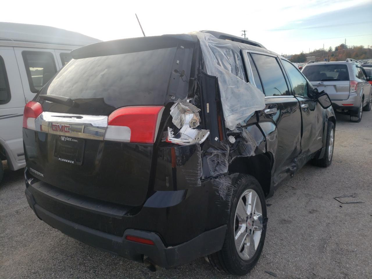 Photo 4 from auction – 2015 GMC TERRAIN SL with VIN 2GKFLSE32F6354073