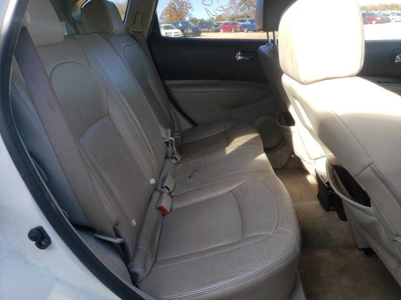 Photo 6 from auction – 2012 NISSAN ROGUE S with VIN JN8AS5MT4CW302896