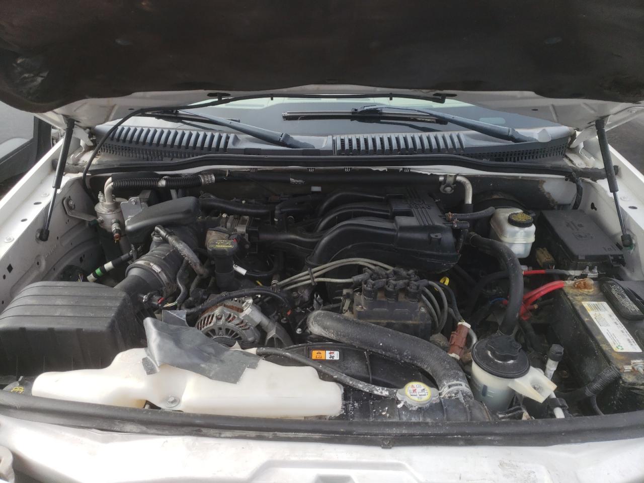 Photo 7 from auction – 2009 MERCURY MOUNTAINEE with VIN 4M2EU48E09UJ02240