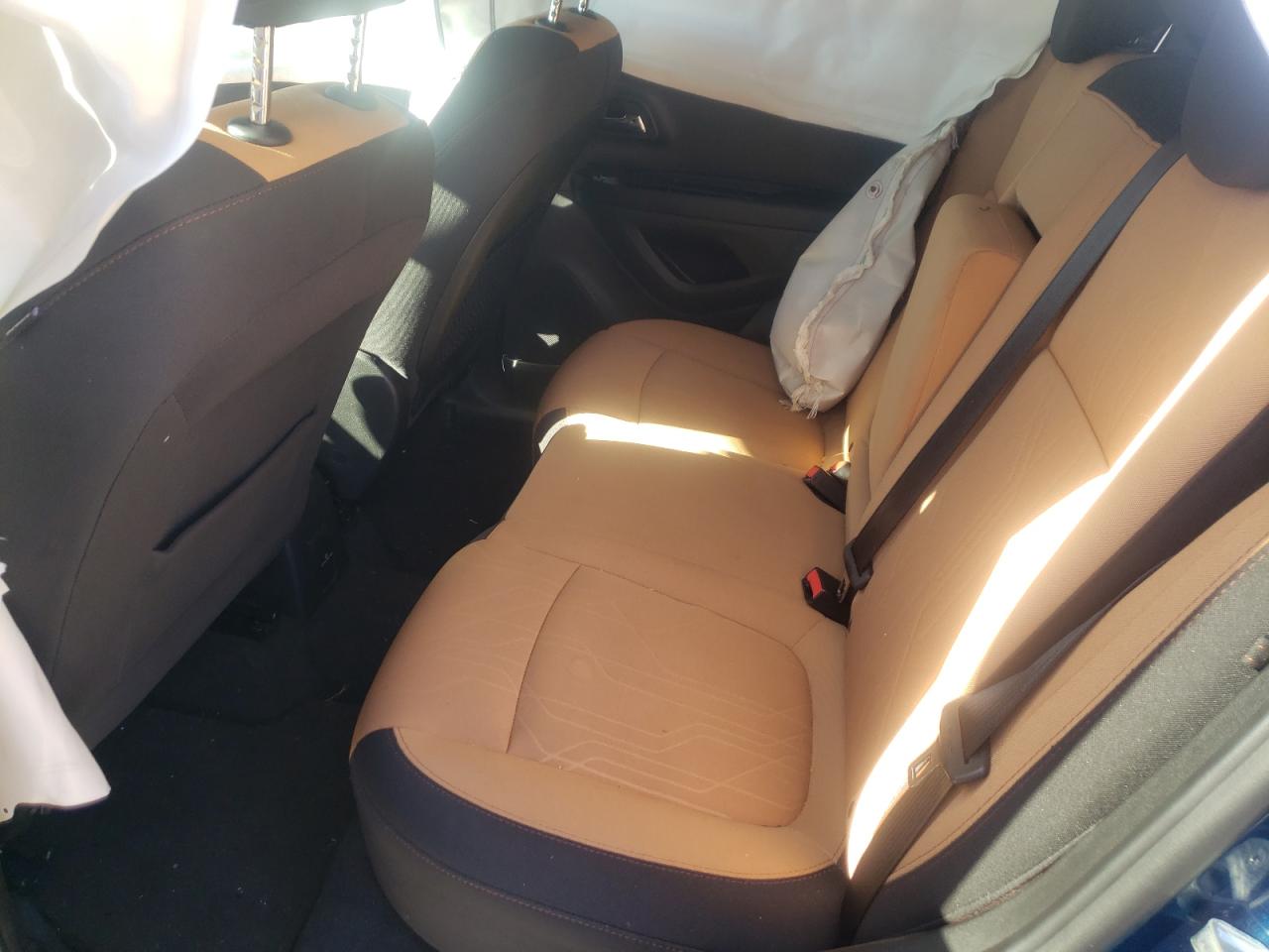 Photo 6 from auction – 2019 CHEVROLET TRAX 1LT with VIN 3GNCJLSB2KL205116