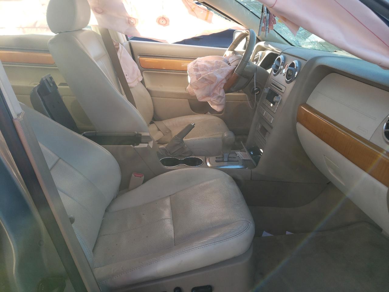 Photo 5 from auction – 2008 LINCOLN MKZ with VIN 3LNHM26T18R631397