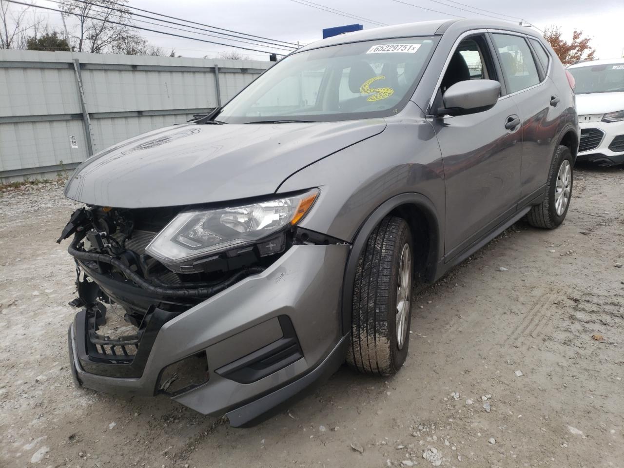 Photo 2 from auction – 2018 NISSAN ROGUE S with VIN KNMAT2MV4JP577006