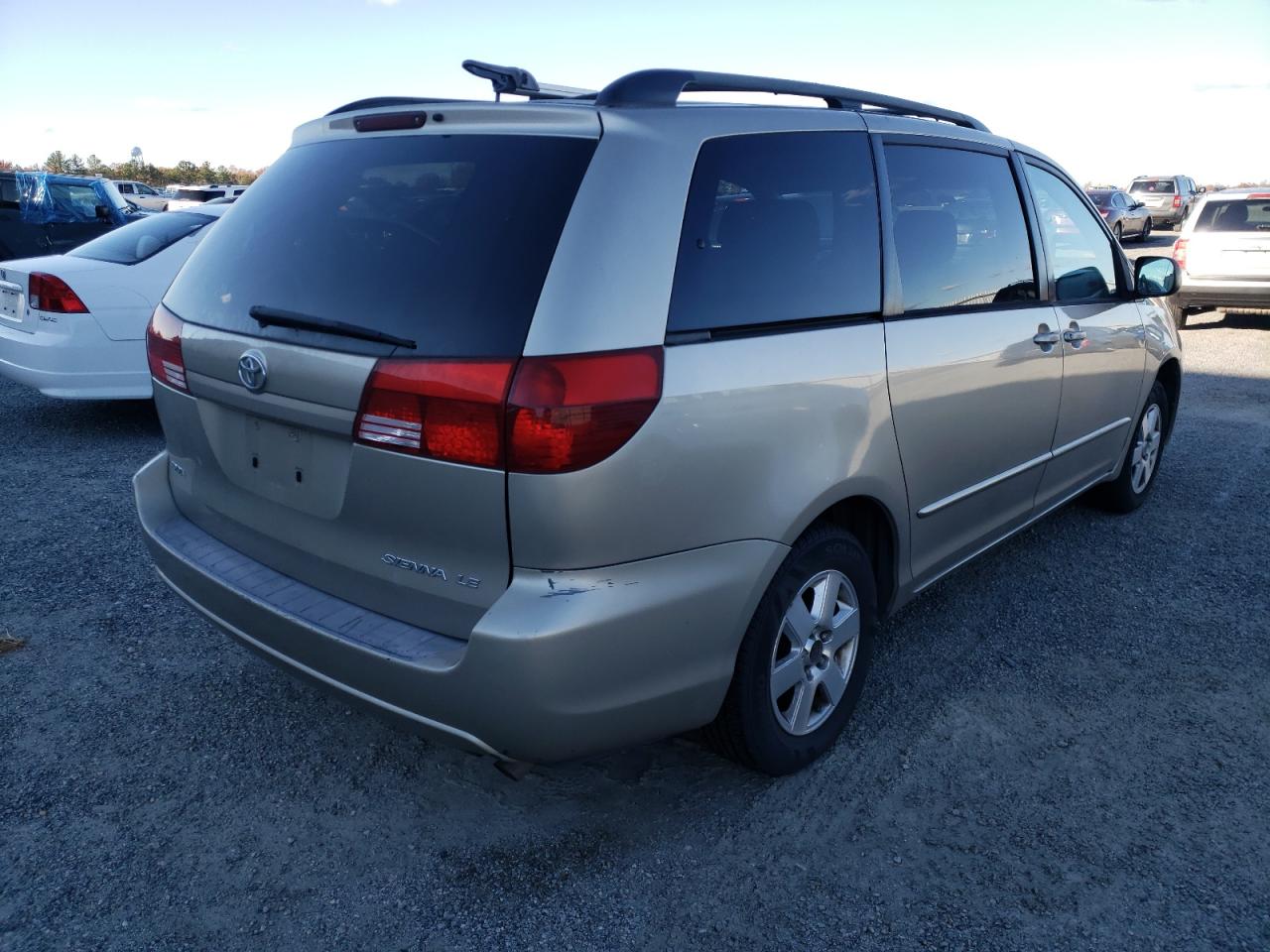 Photo 4 from auction – 2005 TOYOTA SIENNA with VIN 5TDZA23C85S228421