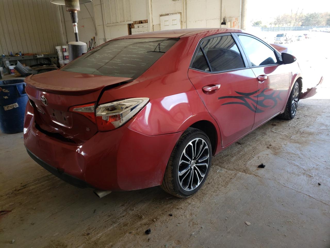 Photo 4 from auction – 2014 TOYOTA COROLLA L with VIN 5YFBURHEXEP129832