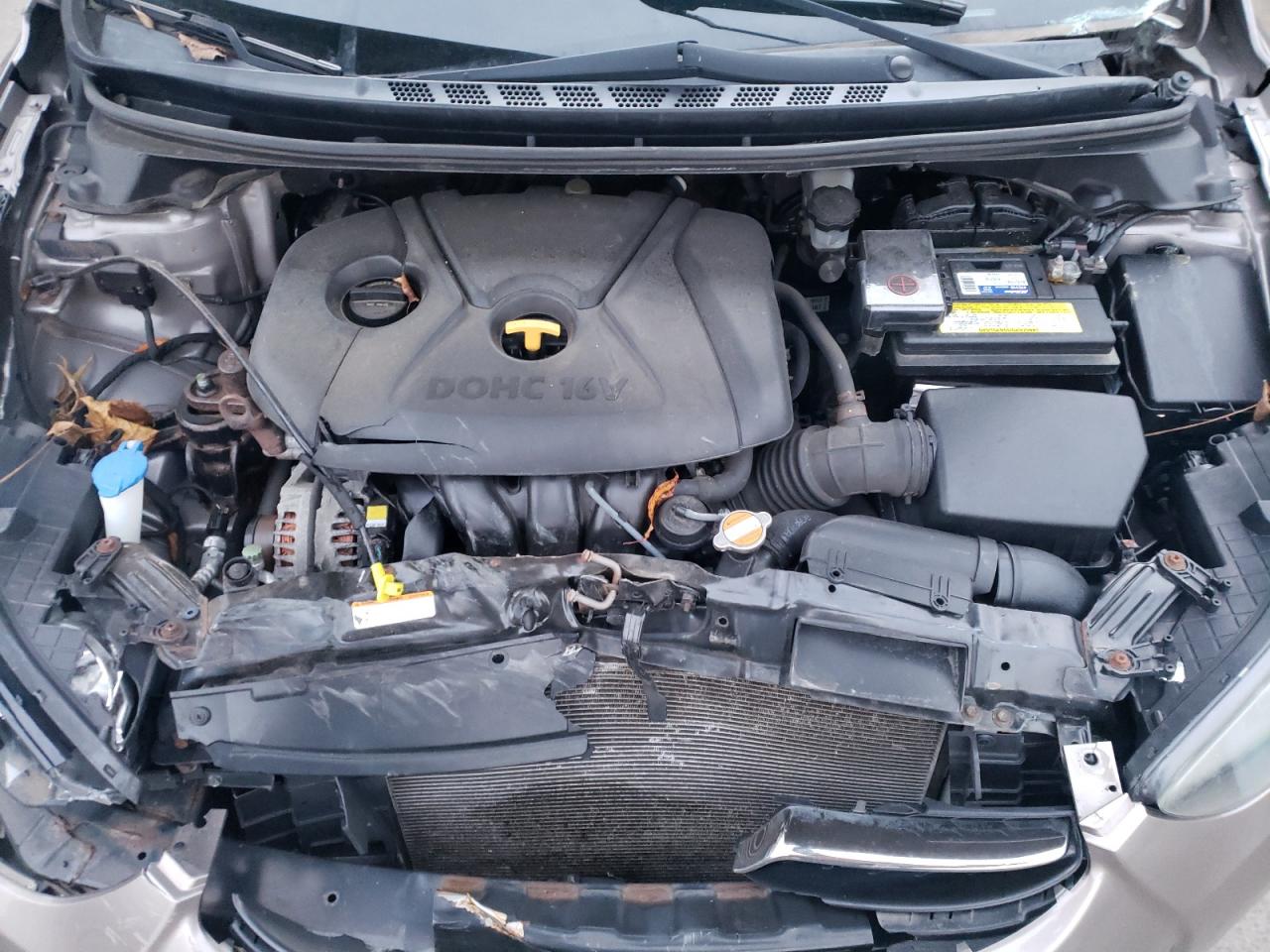 Photo 7 from auction – 2012 HYUNDAI ELANTRA GL with VIN 5NPDH4AE7CH135219