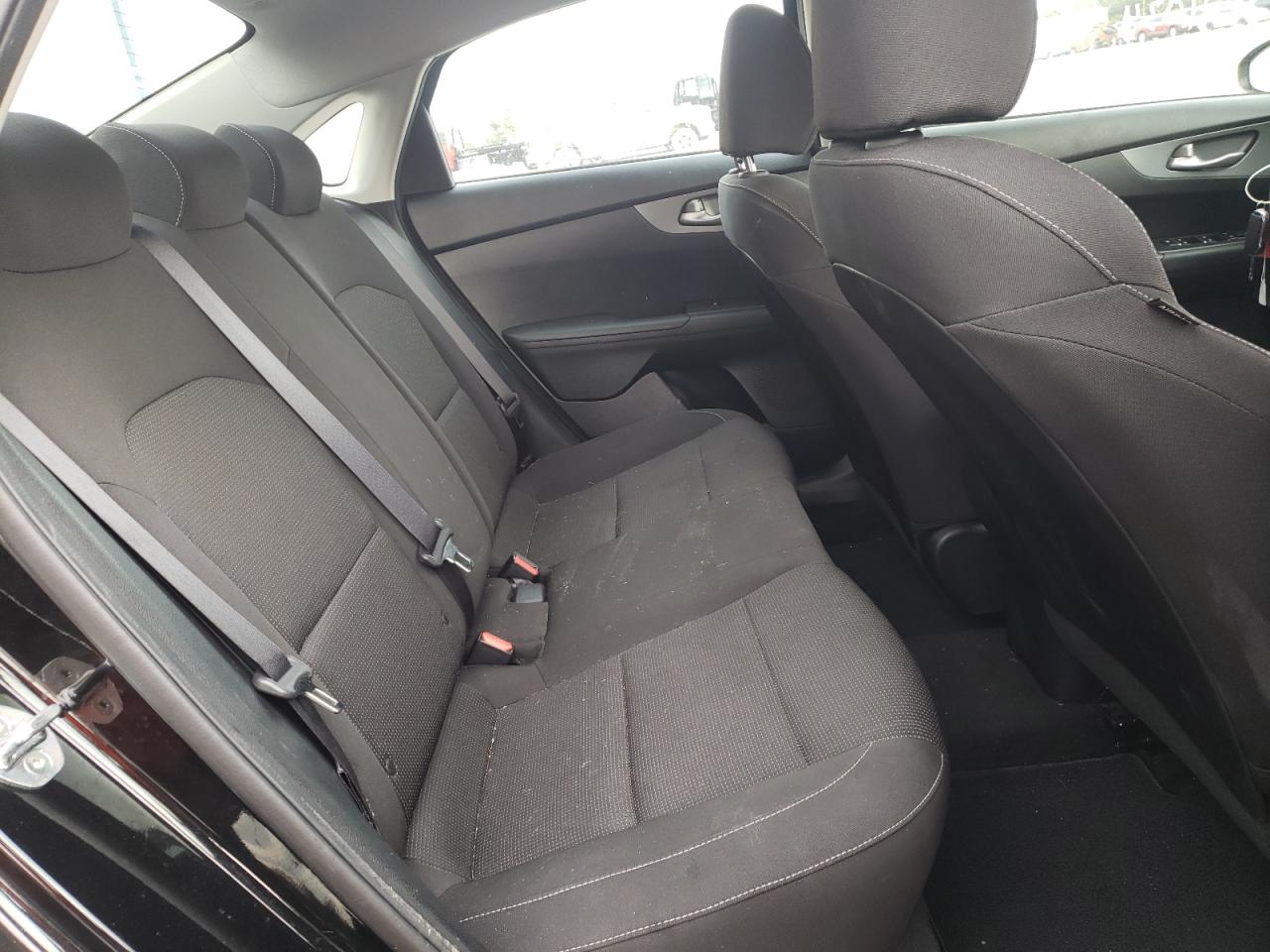 Photo 6 from auction – 2019 KIA FORTE FE with VIN 3KPF24AD9KE095794
