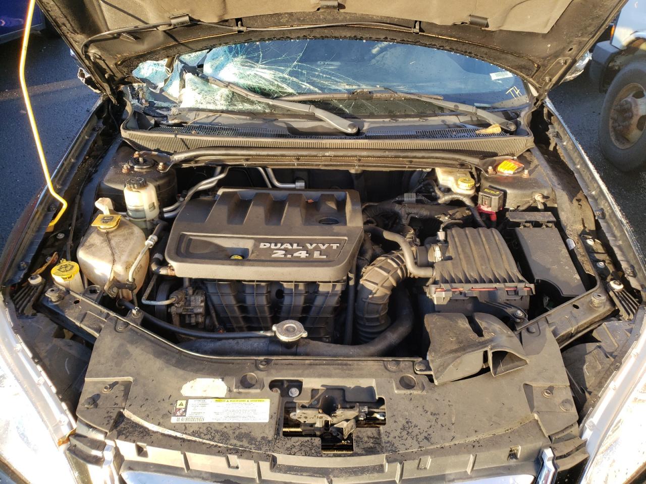 Photo 7 from auction – 2013 CHRYSLER 200 TOURIN with VIN 1C3CCBBBXDN505488