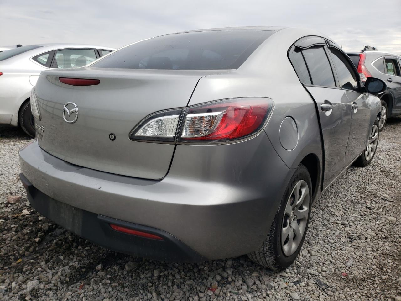 Photo 4 from auction – 2011 MAZDA 3 I with VIN JM1BL1UF2B1441923