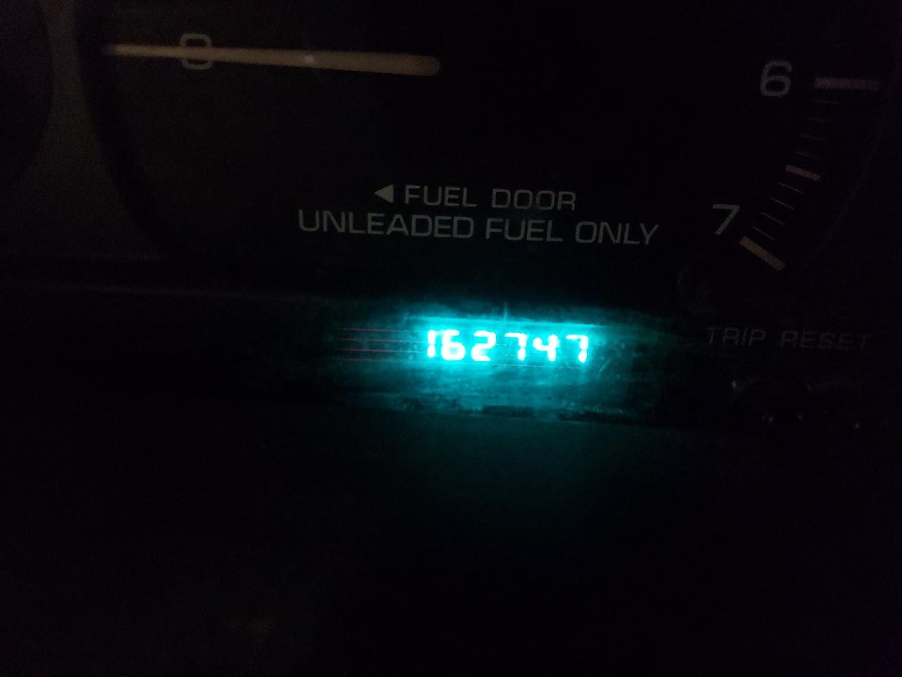Photo 8 from auction – 2000 DODGE GRAND CARA with VIN 2B4GP44R1YR650156