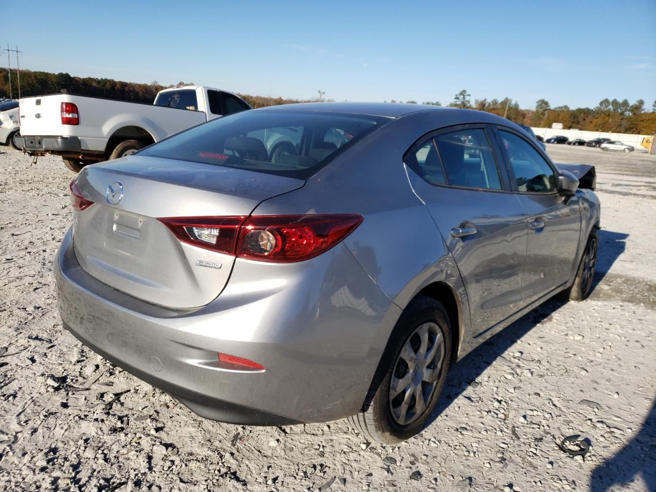 Photo 4 from auction – 2015 MAZDA 3 SPORT with VIN 3MZBM1U71FM126977