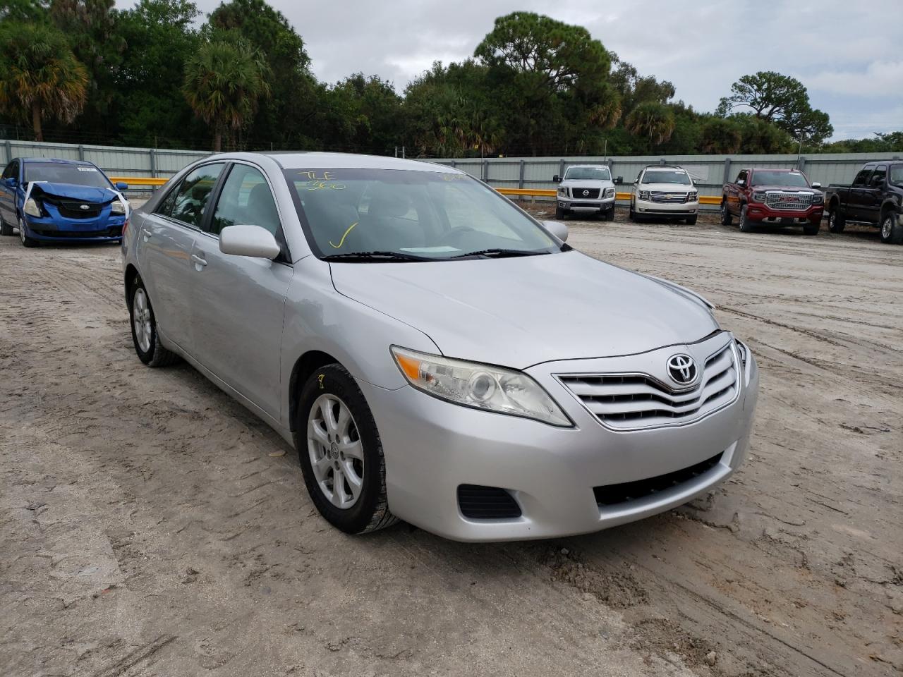 TOYOTA CAMRY BASE 2011 with VIN 4T1BF3EK2BU668960 - Photo from auction