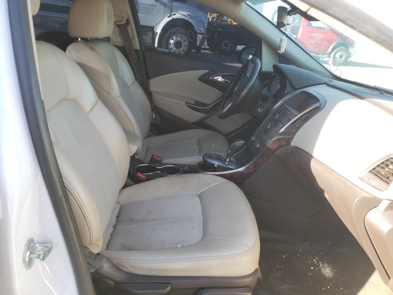 Photo 5 from auction – 2016 BUICK VERANO with VIN 1G4PP5SK7G4154757