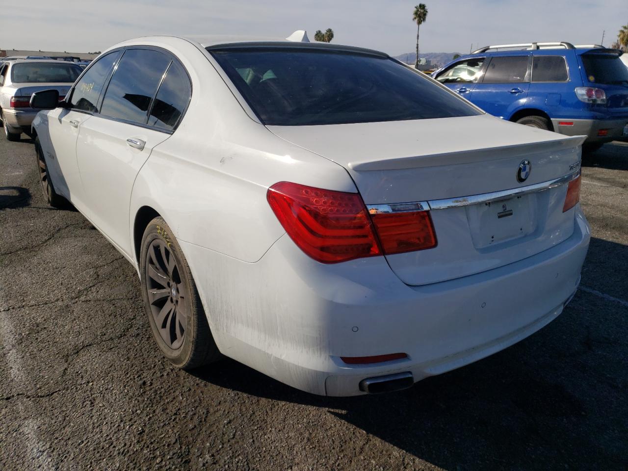 Photo 3 from auction – 2010 BMW 750 LI with VIN WBAKB8C56ACY64010