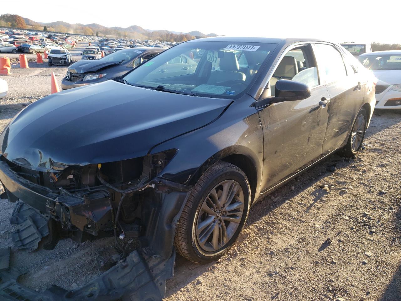 Photo 2 from auction – 2017 TOYOTA CAMRY LE with VIN 4T1BF1FK0HU681833