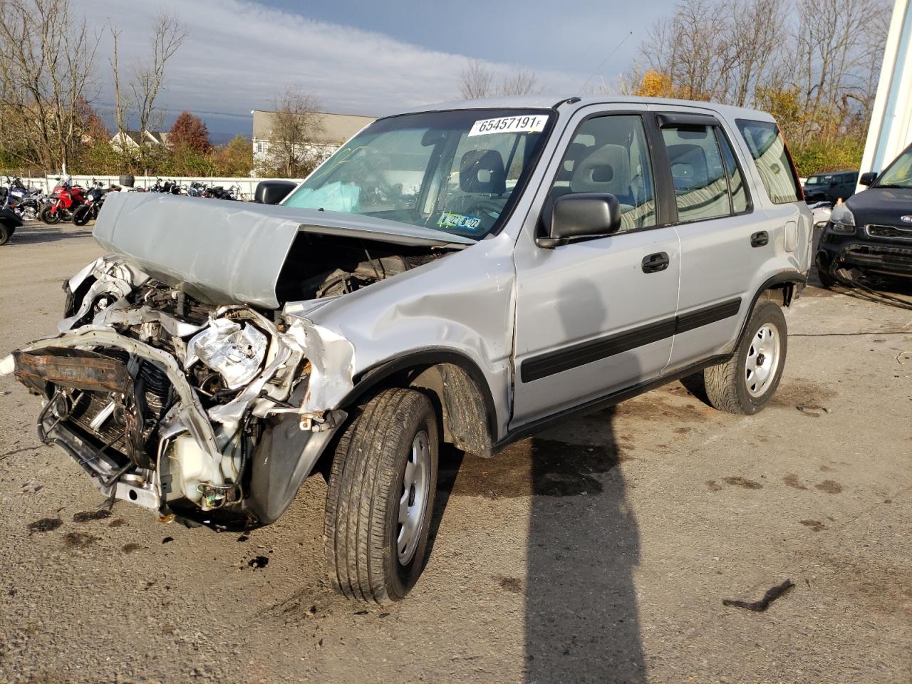 Photo 2 from auction – 2001 HONDA CR-V LX with VIN JHLRD184X1S020029