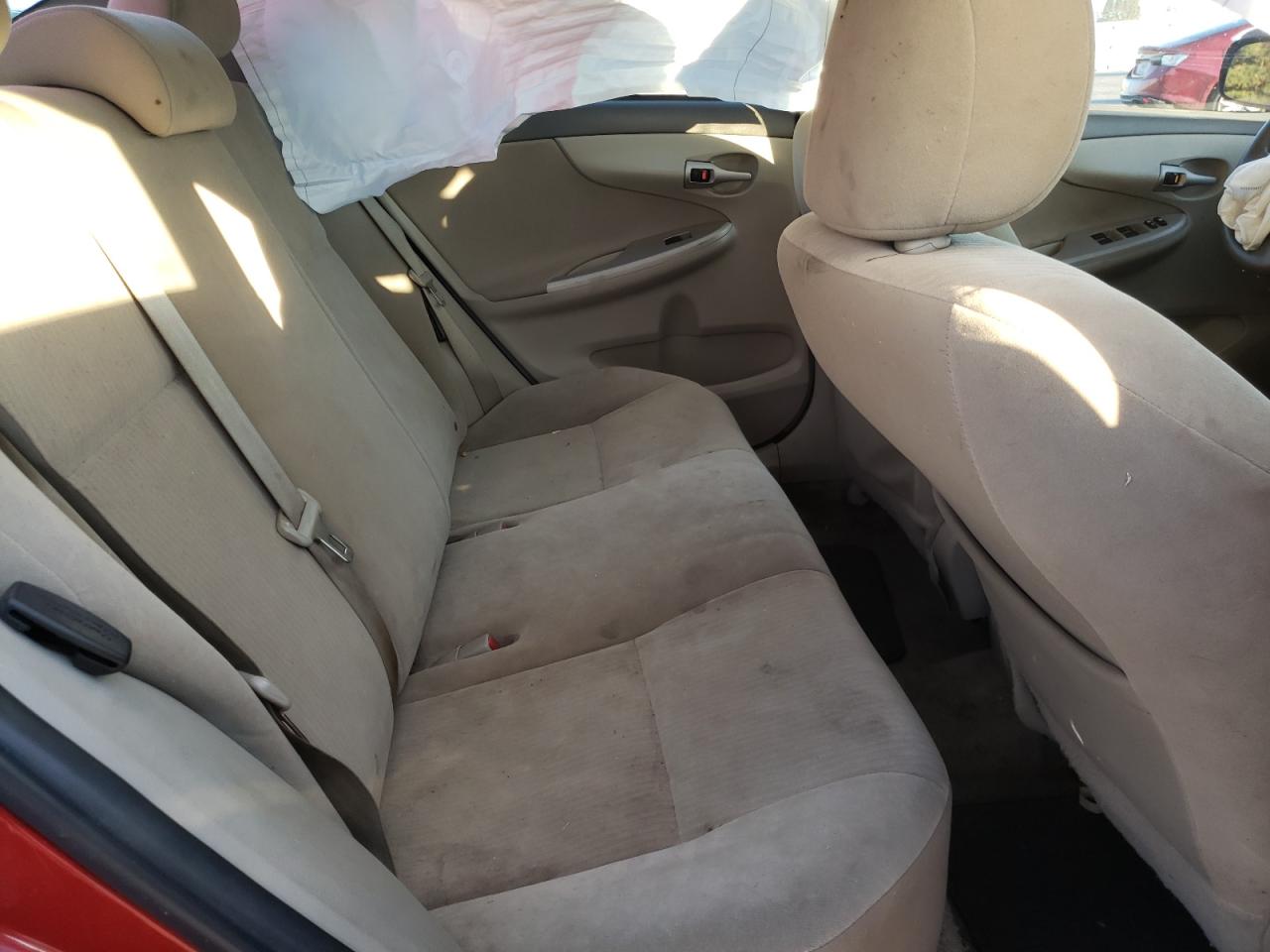 Photo 6 from auction – 2010 TOYOTA COROLLA with VIN 2T1BU4EE2AC519759