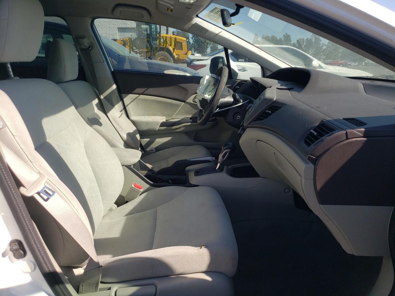 Photo 5 from auction – 2012 HONDA CIVIC with VIN 19XFB2F51CE351305