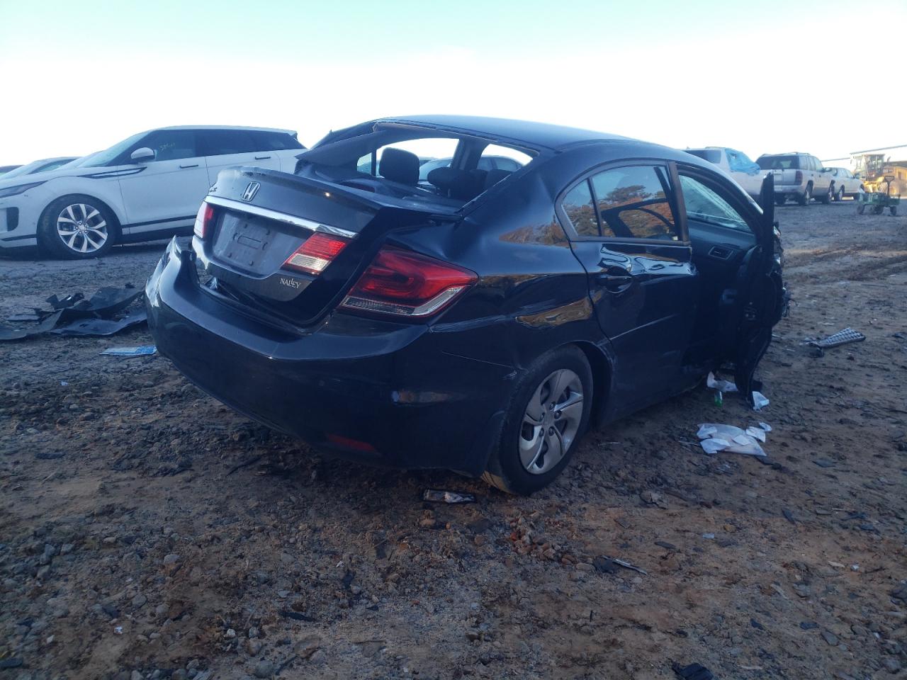 Photo 4 from auction – 2014 HONDA CIVIC LX with VIN 19XFB2F55EE066805