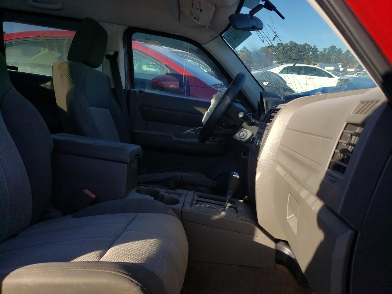 Photo 5 from auction – 2008 DODGE NITRO SXT with VIN 1D8GT28K98W286819