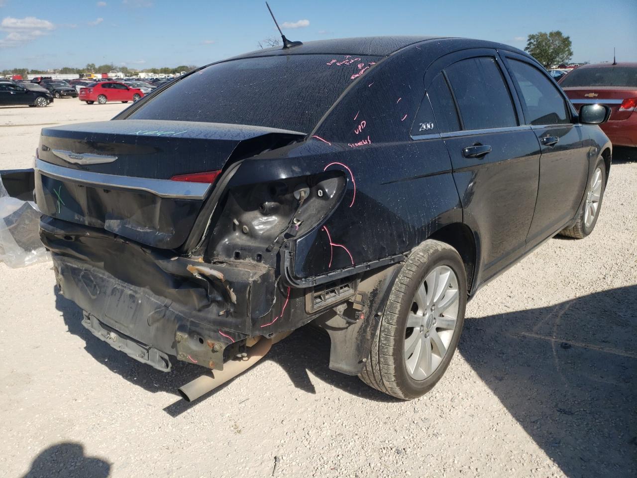 Photo 4 from auction – 2014 CHRYSLER 200 TOURIN with VIN 1C3CCBBB5EN167659