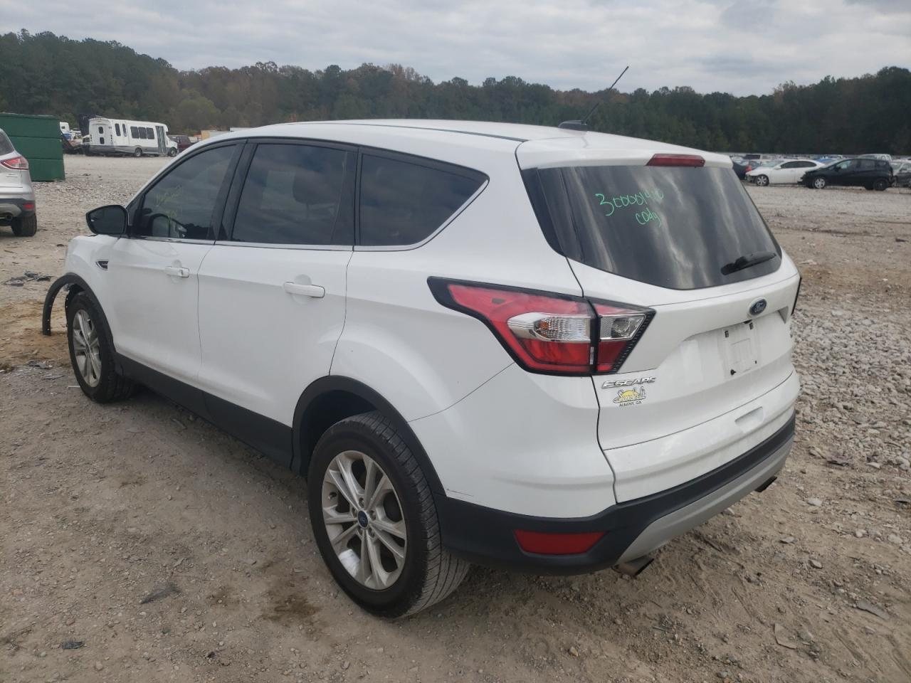 Photo 3 from auction – 2017 FORD ESCAPE SE with VIN 1FMCU0GD3HUC43795