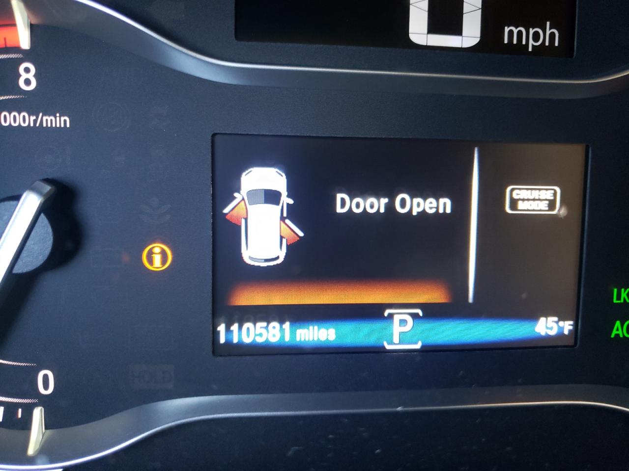 Photo 8 from auction – 2017 HONDA PILOT TOUR with VIN 5FNYF6H92HB095889