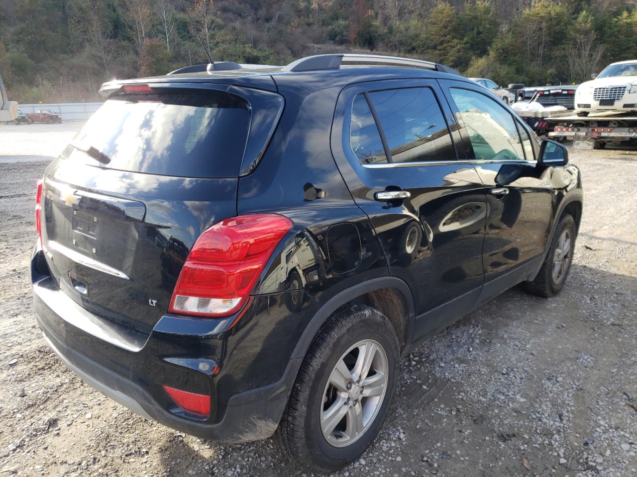 Photo 4 from auction – 2020 CHEVROLET TRAX 1LT with VIN KL7CJPSB7LB069968