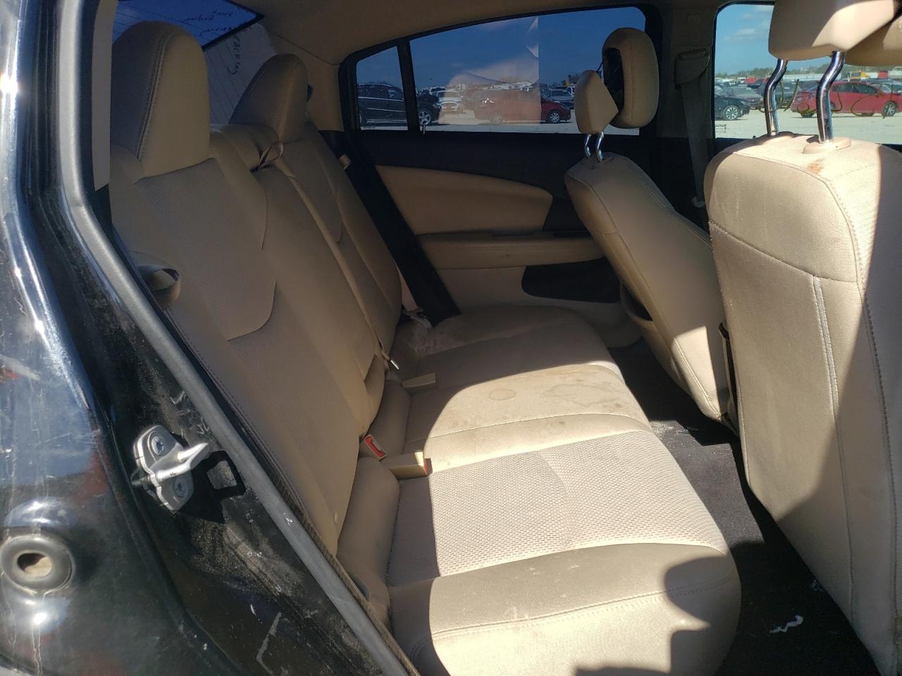 Photo 6 from auction – 2014 CHRYSLER 200 TOURIN with VIN 1C3CCBBB5EN167659