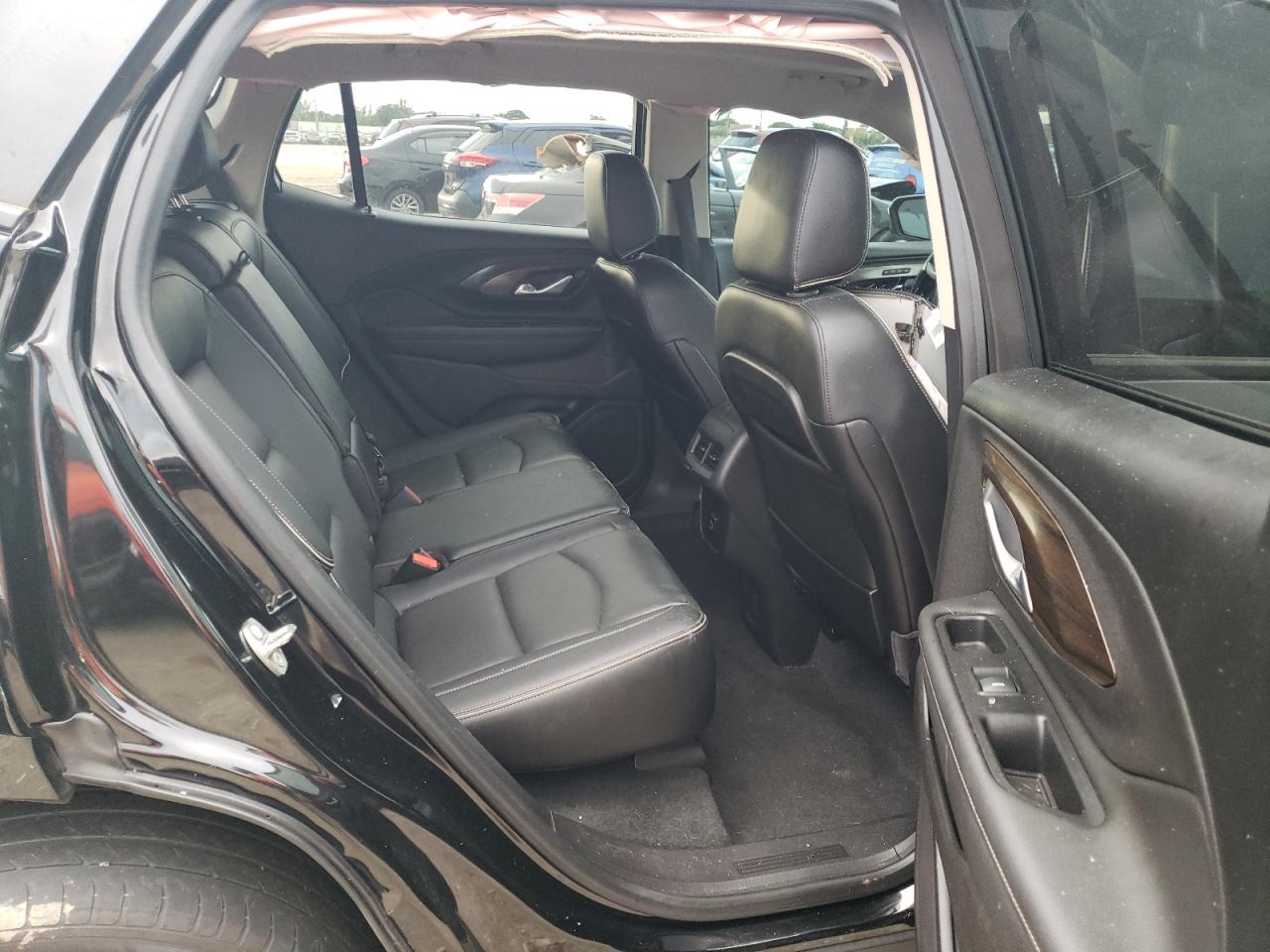 Photo 6 from auction – 2018 GMC TERRAIN DE with VIN 3GKALSEX7JL244671