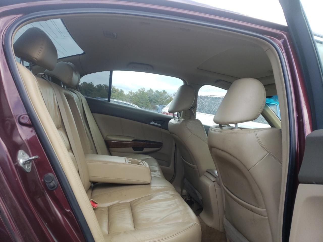 Photo 6 from auction – 2009 HONDA ACCORD with VIN 1HGCP36889A017046