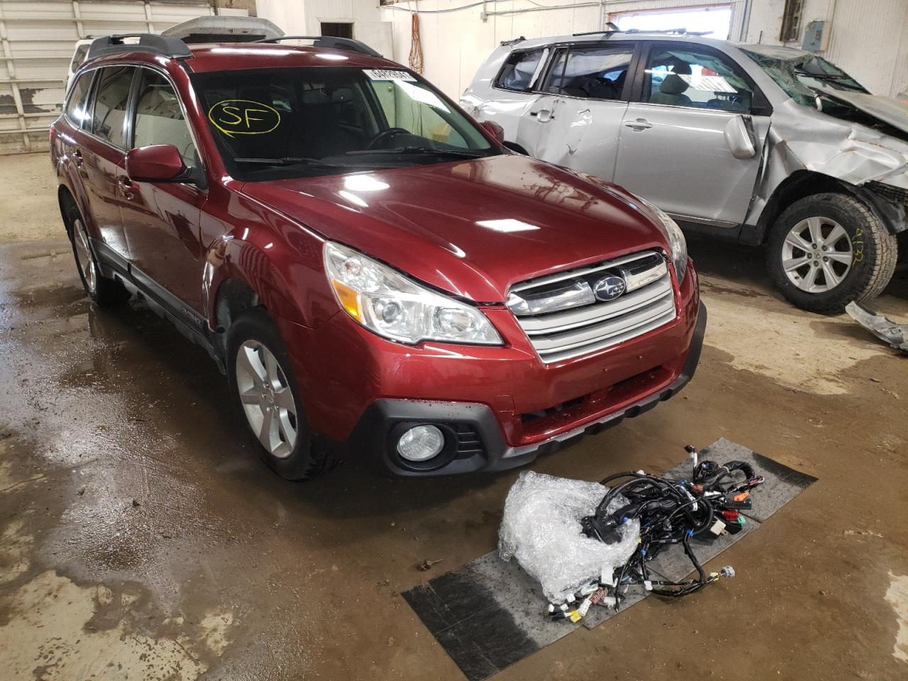 Снимка 1 от търг – 2014 SUBARU OUTBACK 2. с VIN 4S4BRBCC3E3282488