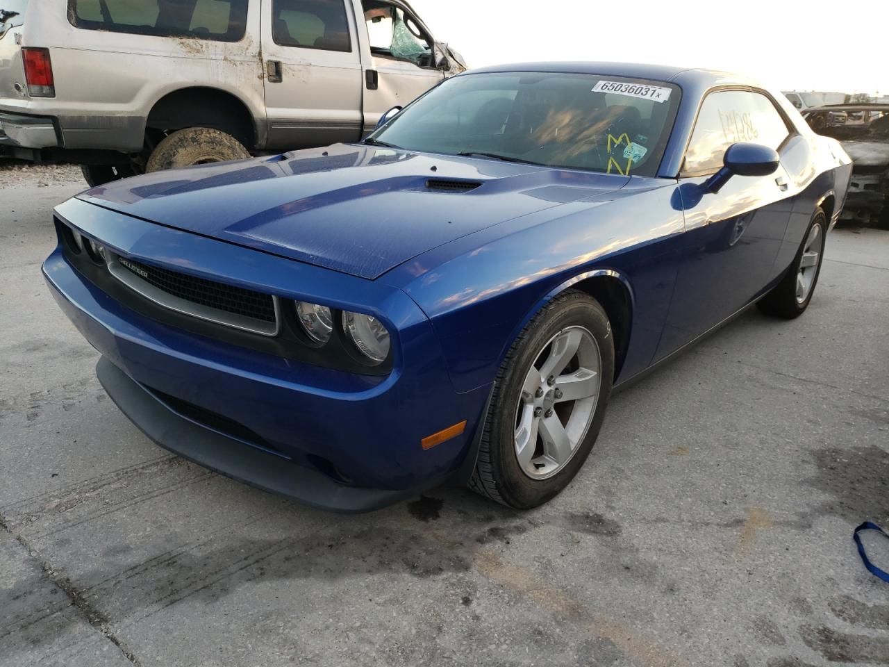 Photo 2 from auction – 2012 DODGE CHALLENGER with VIN 2C3CDYAG0CH259782