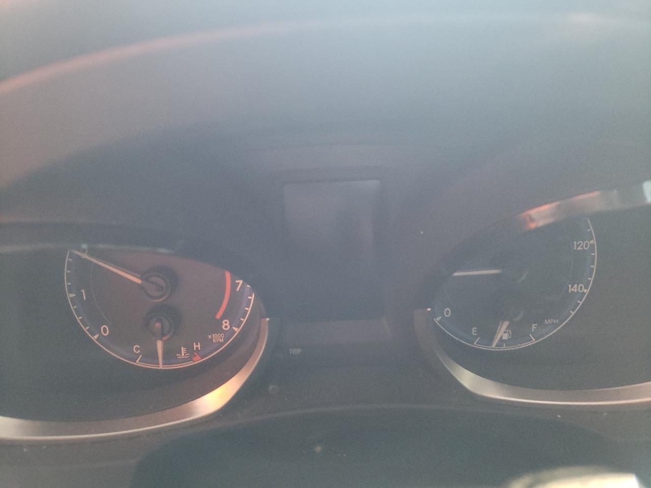 Photo 8 from auction – 2014 TOYOTA COROLLA L with VIN 5YFBURHEXEP129832