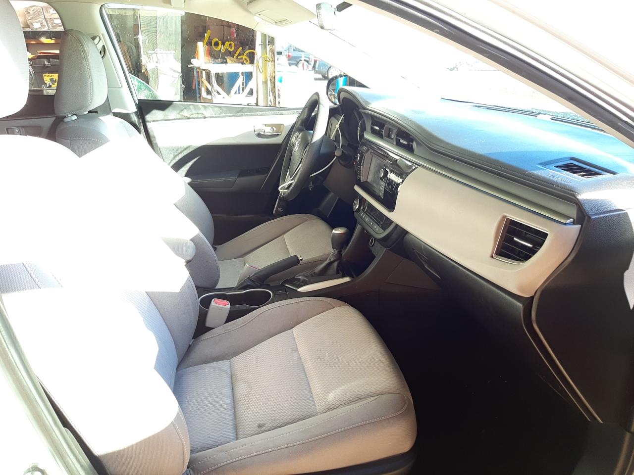 Foto 5 de la subasta – 2016 TOYOTA COROLLA L con VIN 5YFBURHE2GP401714
