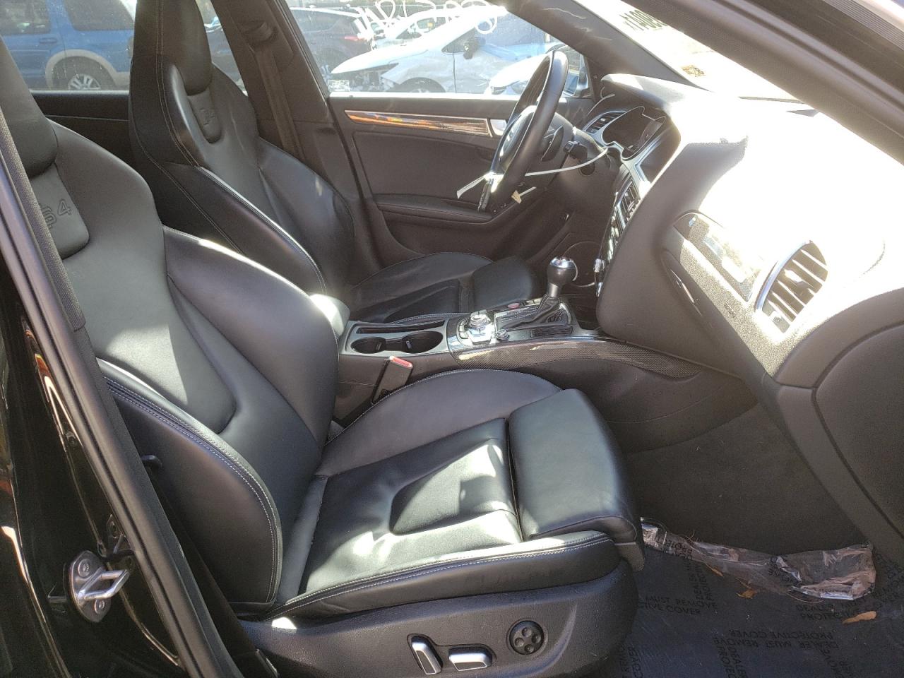 Photo 5 from auction – 2015 AUDI S4 PREMIUM with VIN WAUBGAFLXFA078202